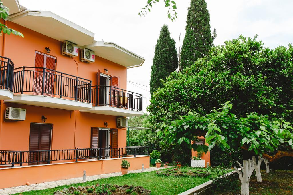 Aspa'S Apartments Dassia  Exterior photo